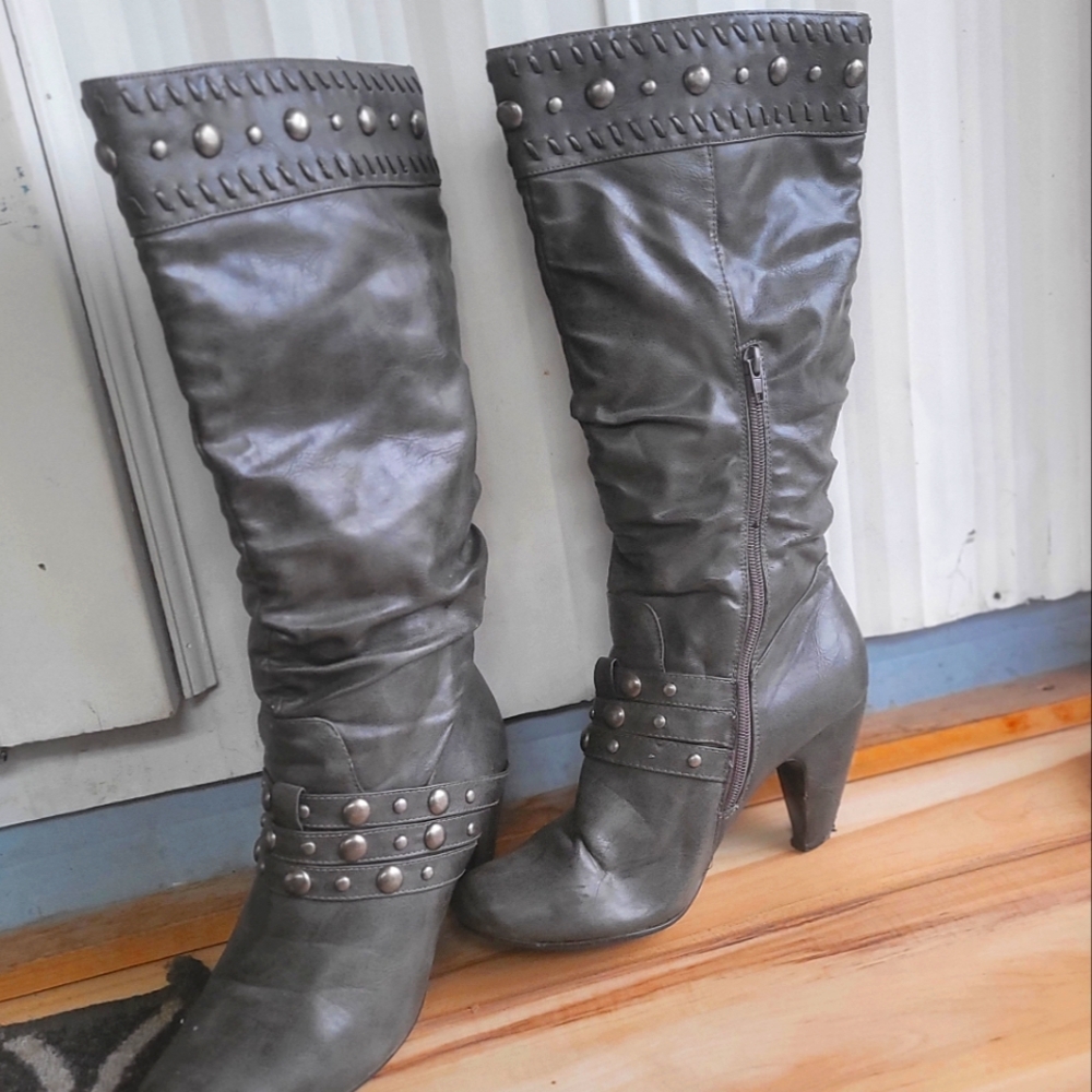 Rinaldi Leather Studded Boots - Picture 1 of 14